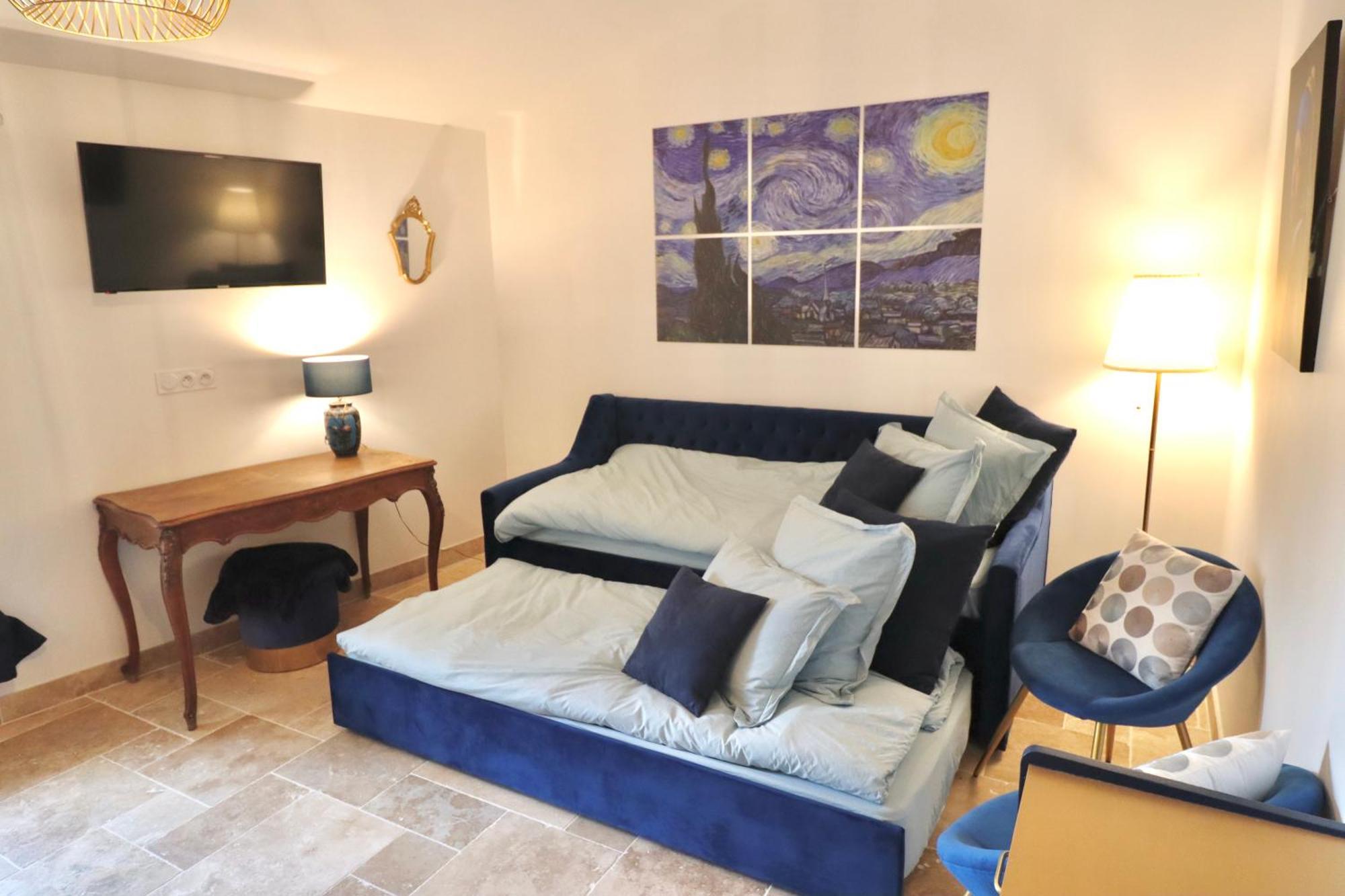 Chambres D'Hotes Avec Jacuzzi Et Piscine Au Mas De Cadoule Saint-Just  Rom bilde